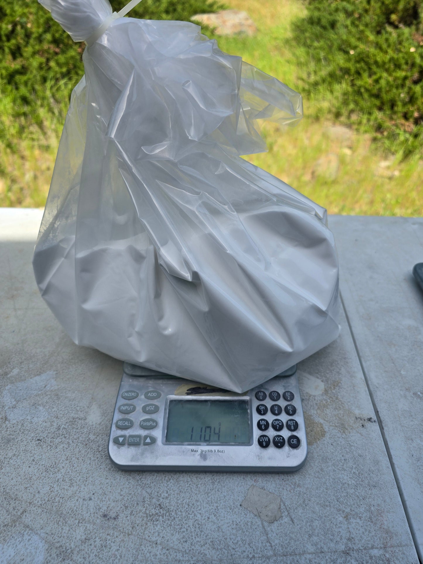 5 Quart (2.2lb - 1000g)- *NEW* Silane coated Microballoons